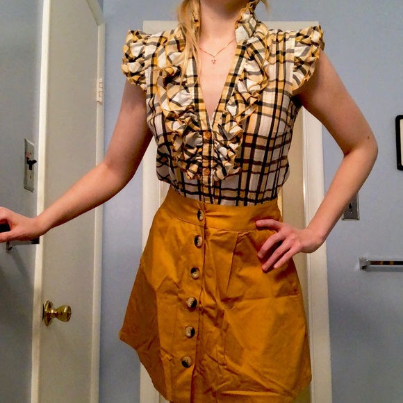 🤠 Honky Tonk Western Yellow Plaid V-Neck - Picture 4 of 5